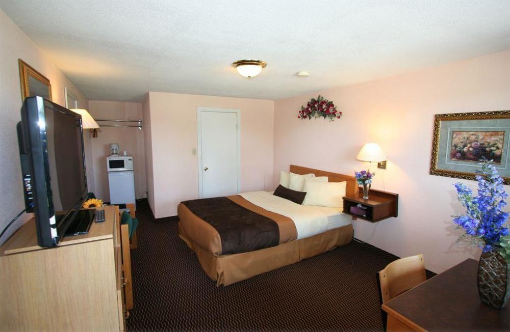 Campbellford River Inn Eksteriør bilde