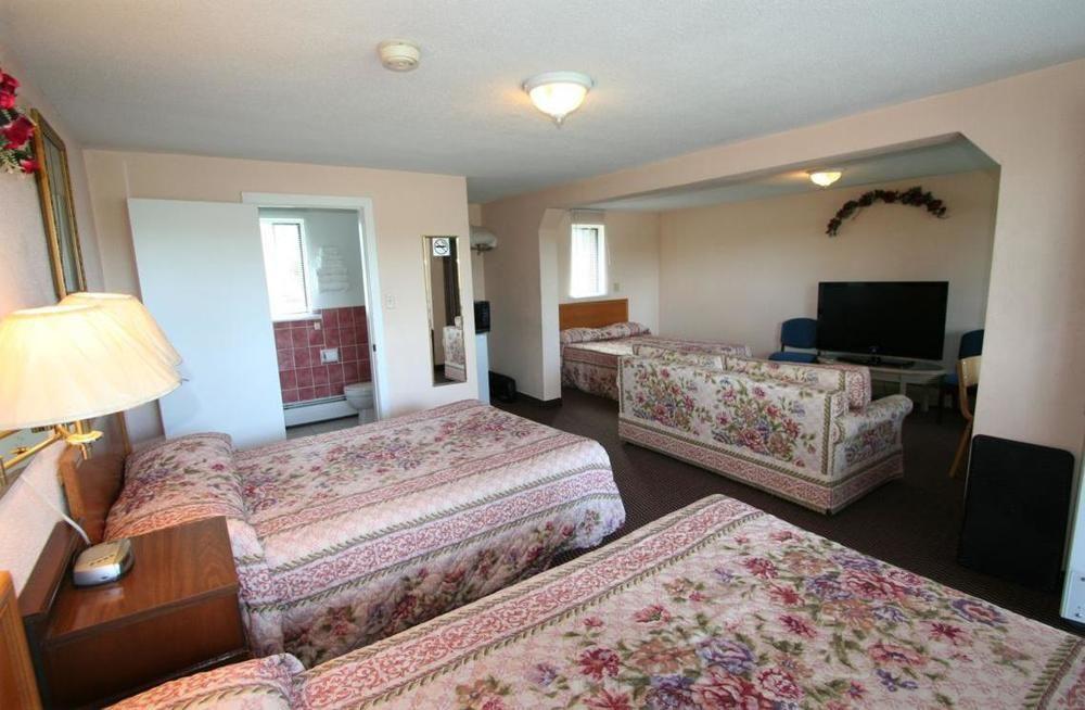 Campbellford River Inn Eksteriør bilde