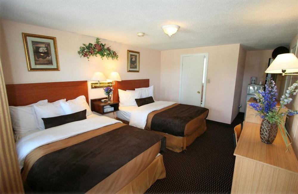 Campbellford River Inn Eksteriør bilde