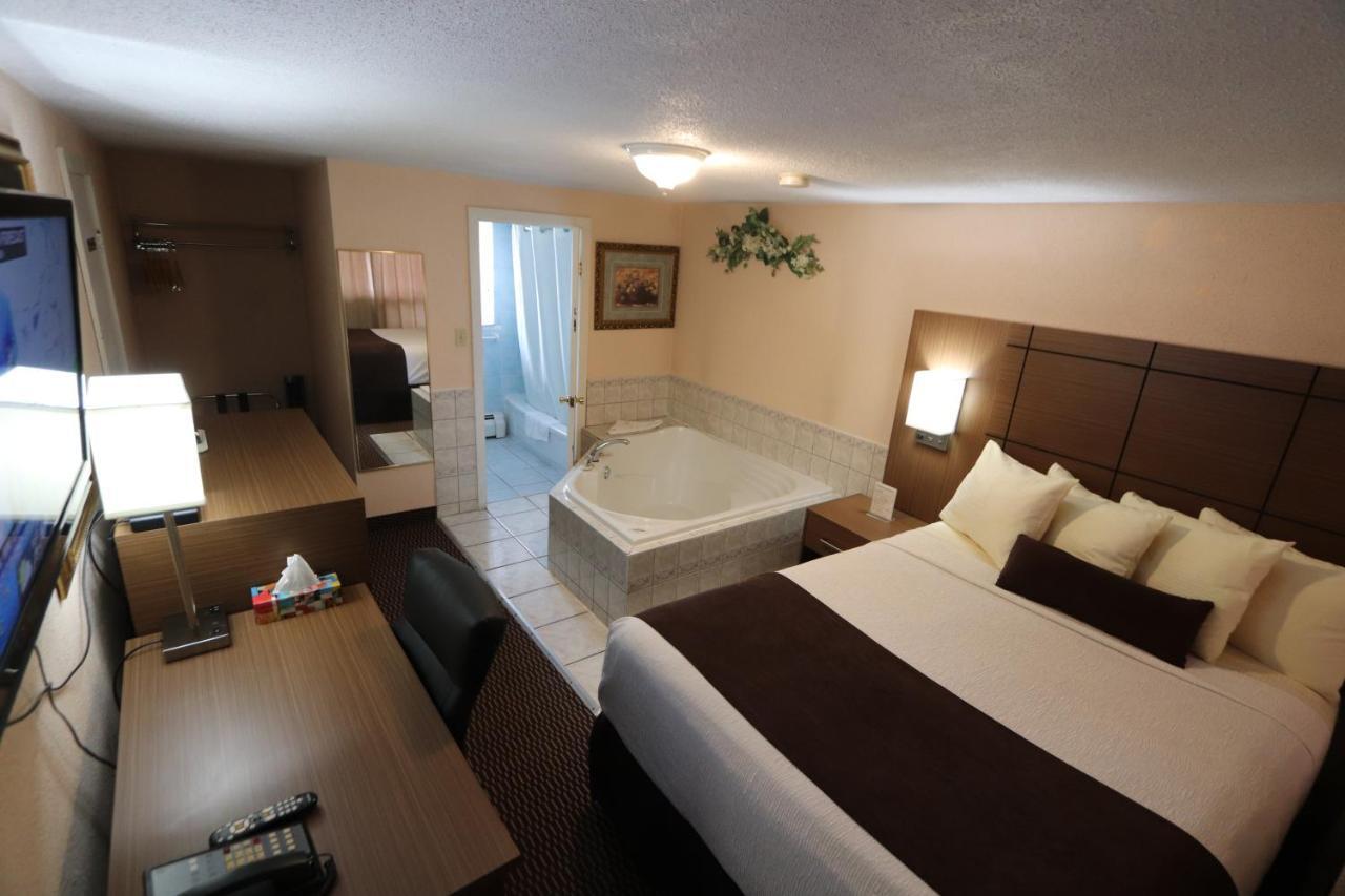 Campbellford River Inn Eksteriør bilde